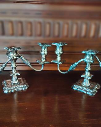 Coppia candelabri a 3 luci in metallo argentato