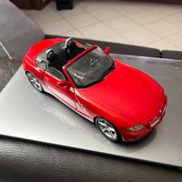 Burago BMW Z4 E85 1/18 rosso