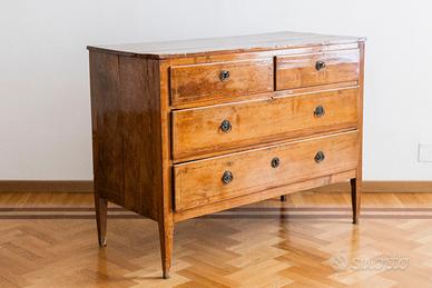 Comò d'antiquariato Luigi XVI Fine '700 Piemontese