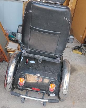 Motoretta per disabili/anziani