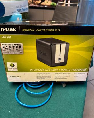 DNS 323 - NAS DLINK