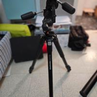 Treppiedi Manfrotto 055xpr0B