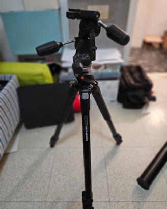 Treppiedi Manfrotto 055xpr0B