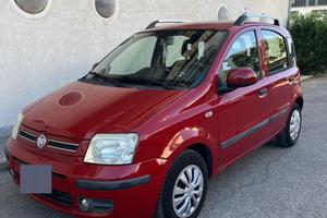 Fiat Panda 1.2 150 anniversario rossa