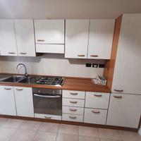 Cucina Lineare 3 metri e 30 con elettrodomestici