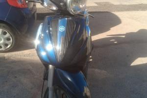 Beverly toure 125cc 2009