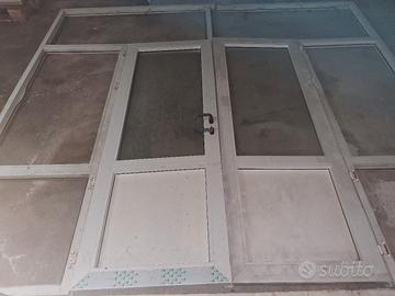 porte in pvc per magazzini.prezzo 300 trattabili.