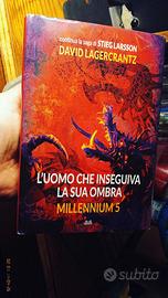 libro L’uomo che inseguiva la sua ombra