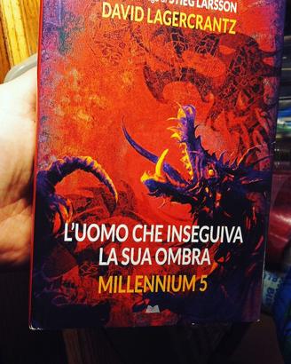 libro L’uomo che inseguiva la sua ombra