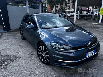 Volkswagen Golf Business 1.6 116cv 5p