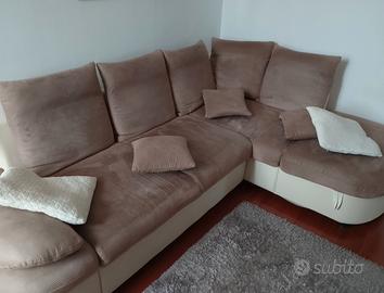 Divano angolare con penisola e contenitore – trasf