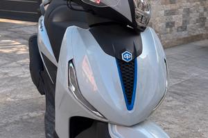 Beverly 310s anno 2026 NUOVO