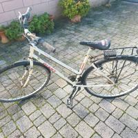 bicicletta donna Giant 28 cambio 3x7