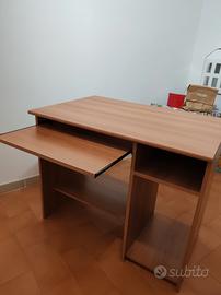 scrivania 