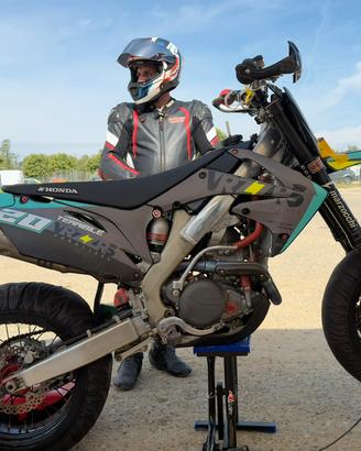 Honda motard   450, pronta pista del 2009