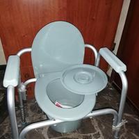 SEDIA WC PER DISABILI ED ANZIANI CON SECCHIELLO