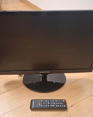 TV Samsung 22 pollici con telecomando