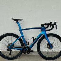 Pinarello Dogma F MY25 56/L pari nuovo