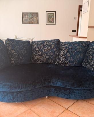 Divano 3 posti blu in velluto 2.10m  5 cuscini