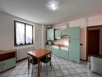 BILOCALE ARREDATO PALAZZOLO S/O 
