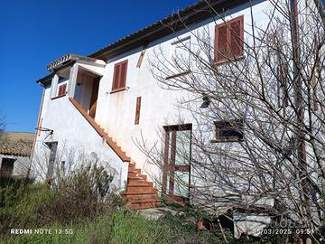 V 2423 - Osimo - Casolare a Km 4 dal centro