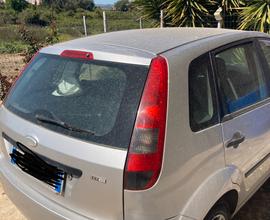 FORD Fiesta 5ª serie - 2004
