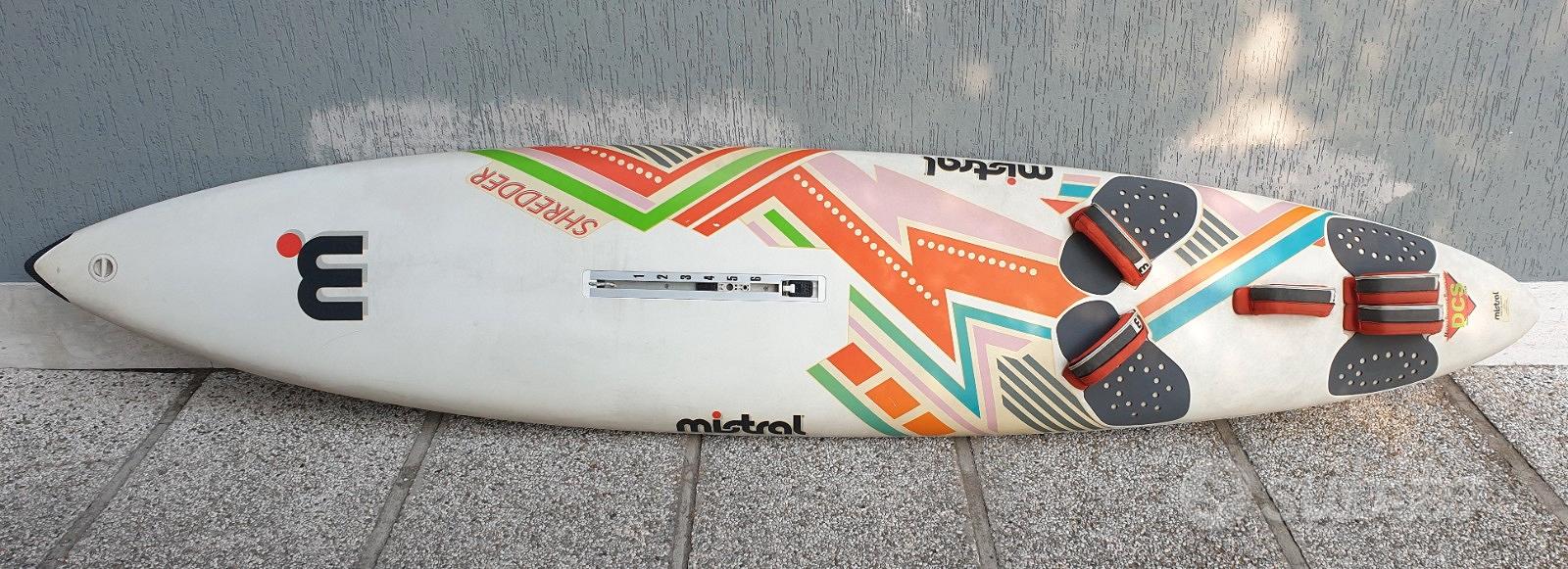 Windsurf Mistral Shredder 128 litri Nautica In vendita a Venezia