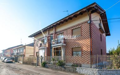 QUADRILOCALE RISCALDAMENTO AUTONOMO CON CORTILE PR