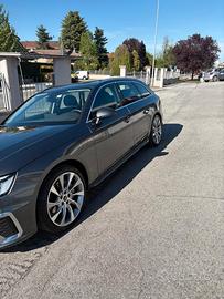 AUDI A4 AVANT 40 TDI SLINE 204CV 5ª serie - 2024