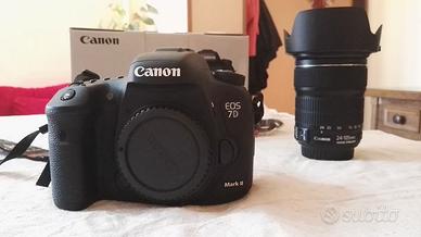 Fotocamera digitale reflex Canon 7D Mark II