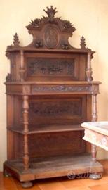 Credenza in noce neorinascimentale fine '800