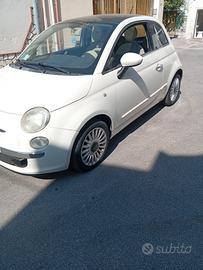 fiat 500  colore bianco 