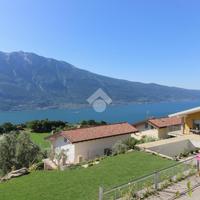 2 LOCALI A TREMOSINE