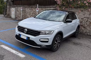 Volkswagen T-Roc, 2.0tdi 150cv EURO6