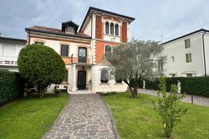 VILLA SINGOLA A LORIA