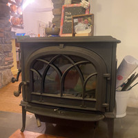 Stufa a legna Jøtul F 500 in ghisa