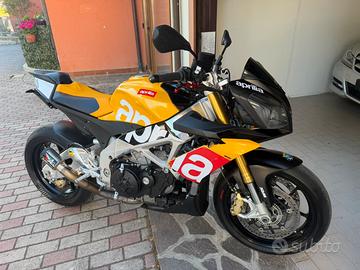 Aprilia Tuono v4R APRC