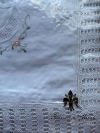 tovaglia da tavolo e lenzuolo matrimoniale