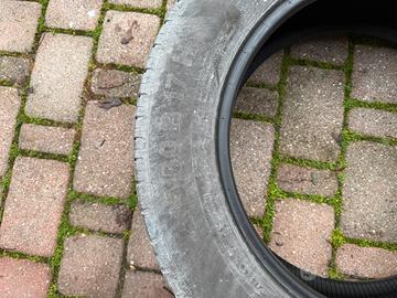 Gomme estive continental 215/60 r 17  dot 2014