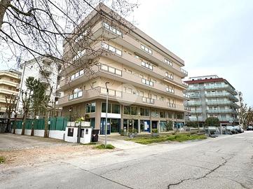 2 LOCALI A CESENATICO
