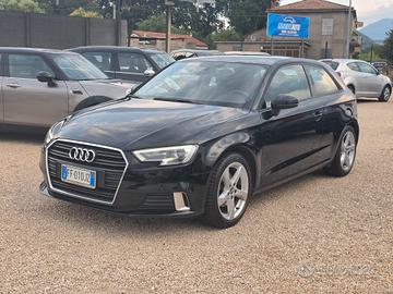 Audi A3 1.6 TDI S tronic Business neopatentati aut