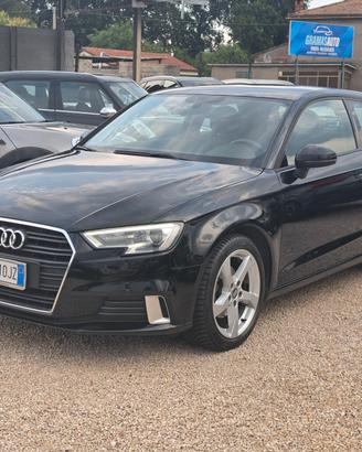 Audi A3 1.6 TDI S tronic Business neopatentati aut
