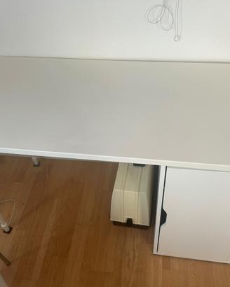 Scrivania Ikea bianca