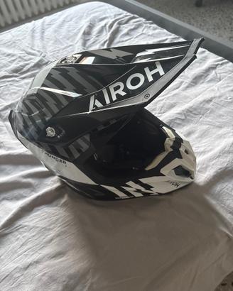 Casco Airoh