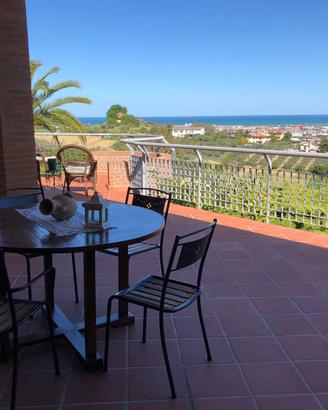 Appartamento in villa vista mare e monti