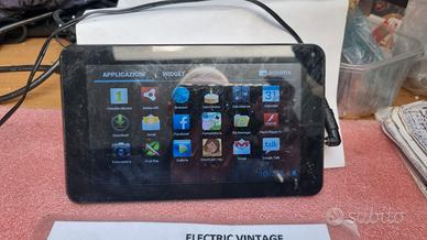 9565N-Tablet TechMade Pad700