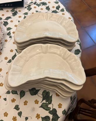 Set bone dishes