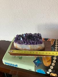 Ametista pietra da collezione