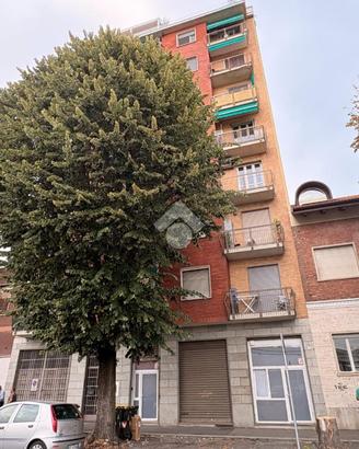 2 LOCALI A TORINO