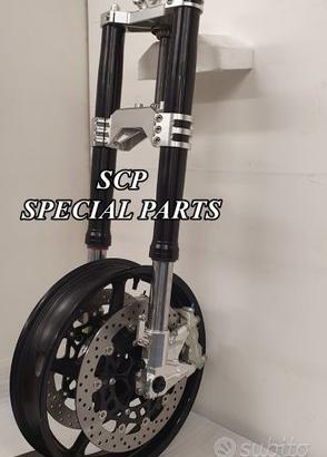 Bmw k 100 con forcelle rovesciate e pinze brembo